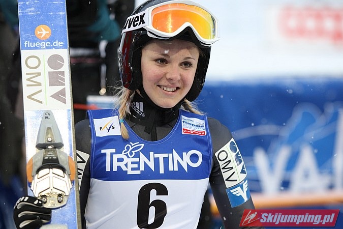 033 Chiara Hoelzl
